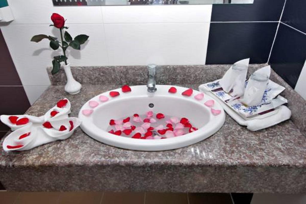 Diamond Crown Hotel Gyogon Εξωτερικό φωτογραφία
