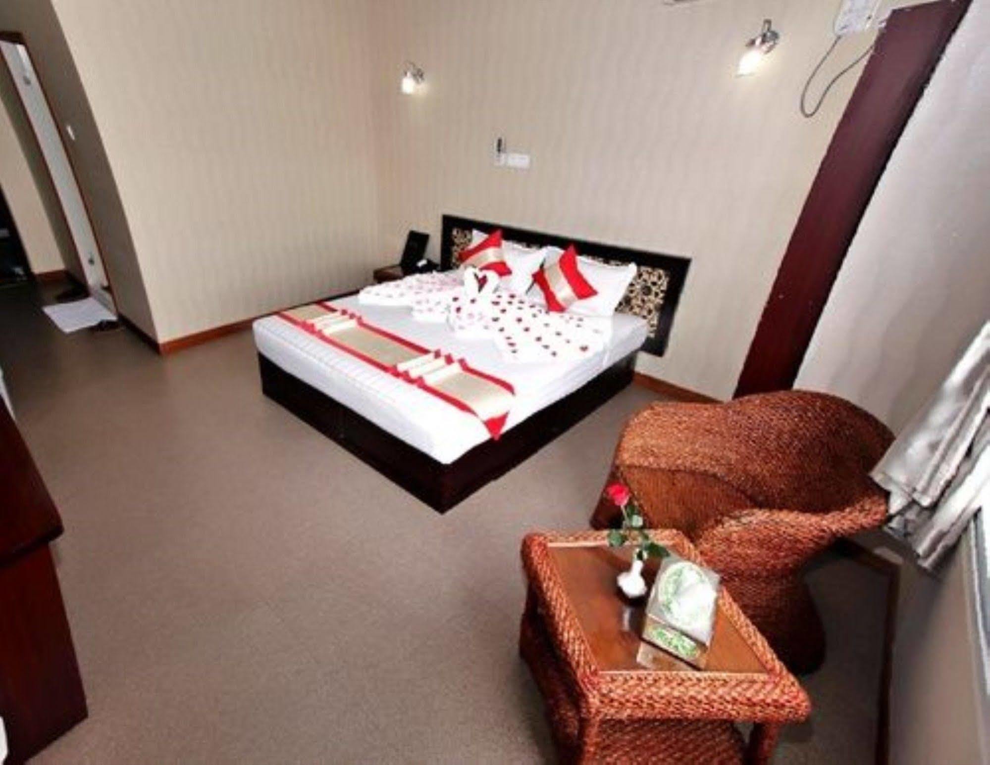 Diamond Crown Hotel Gyogon Εξωτερικό φωτογραφία